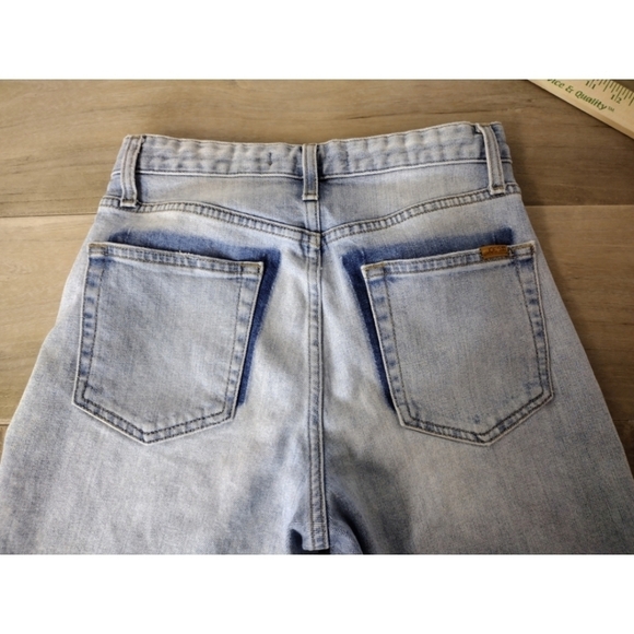 Joe's button fly The Debbie Kamryn high rise straight crop - Picture 3 of 13